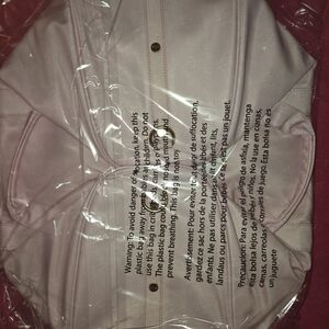 Stoney CLOVER X High Tea Cakes & Scones Regular Duffle NWT